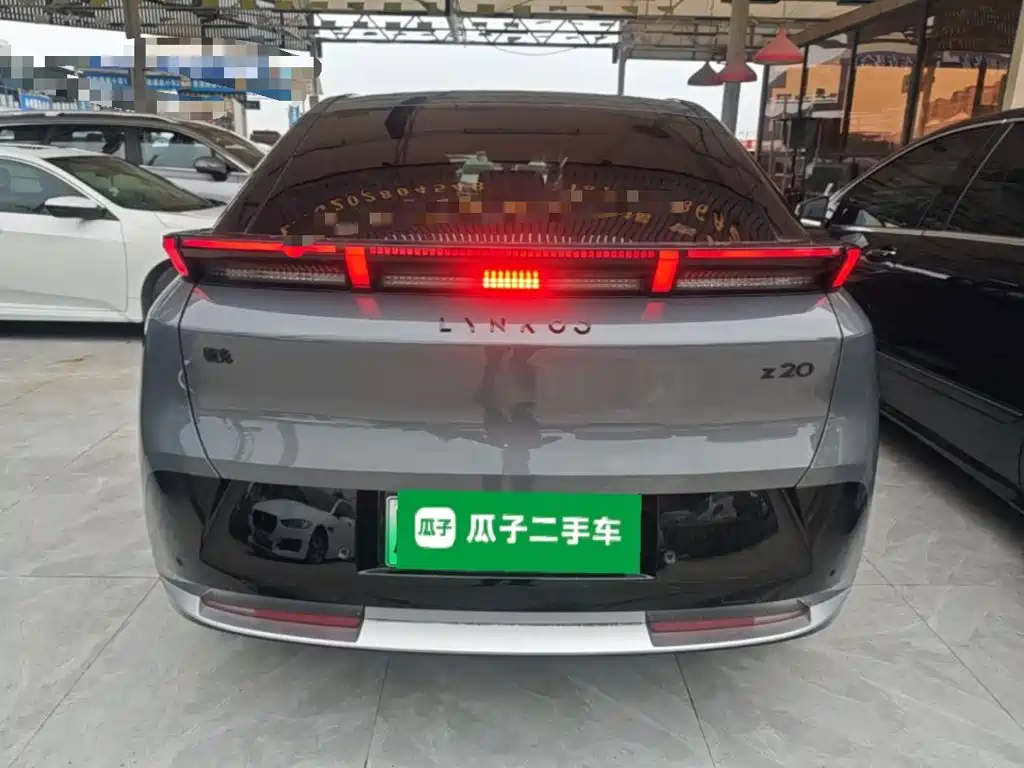 Lynk & Co 20 — миниатюра 6