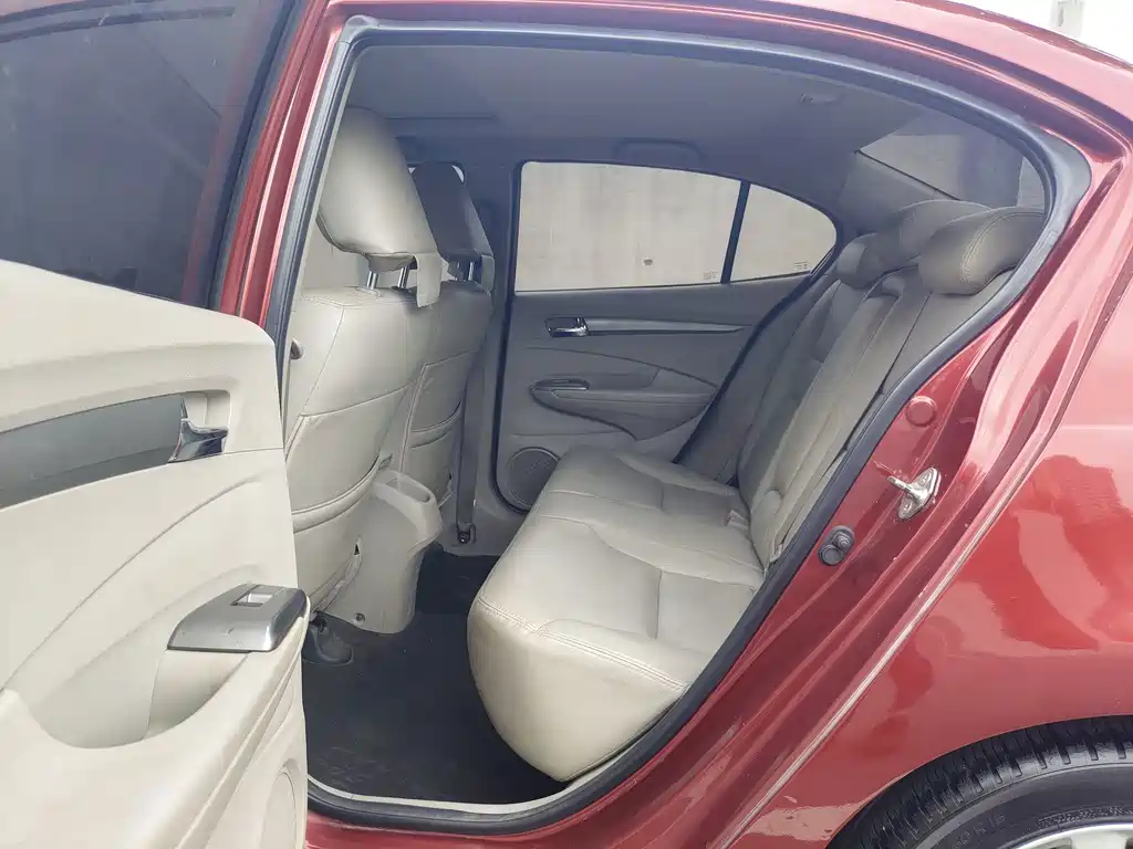 Honda City Classic — миниатюра 5
