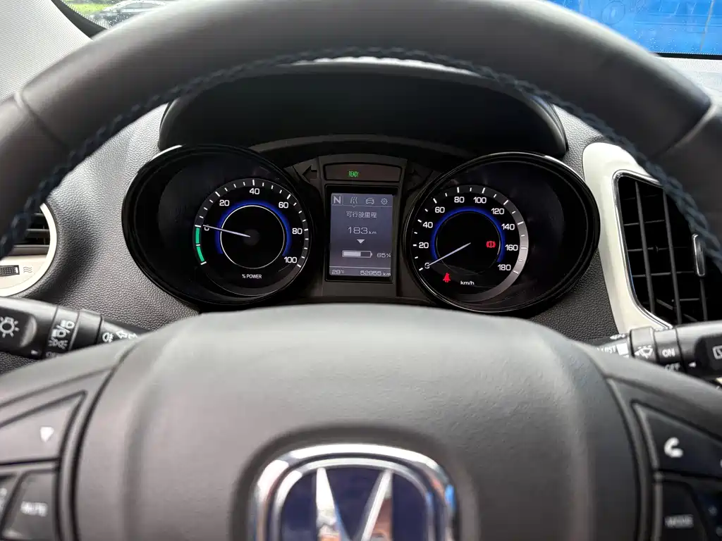 Changan CS15EV — миниатюра 10