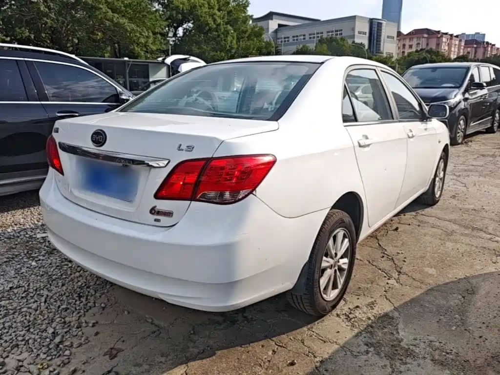 BYD L3 — миниатюра 7