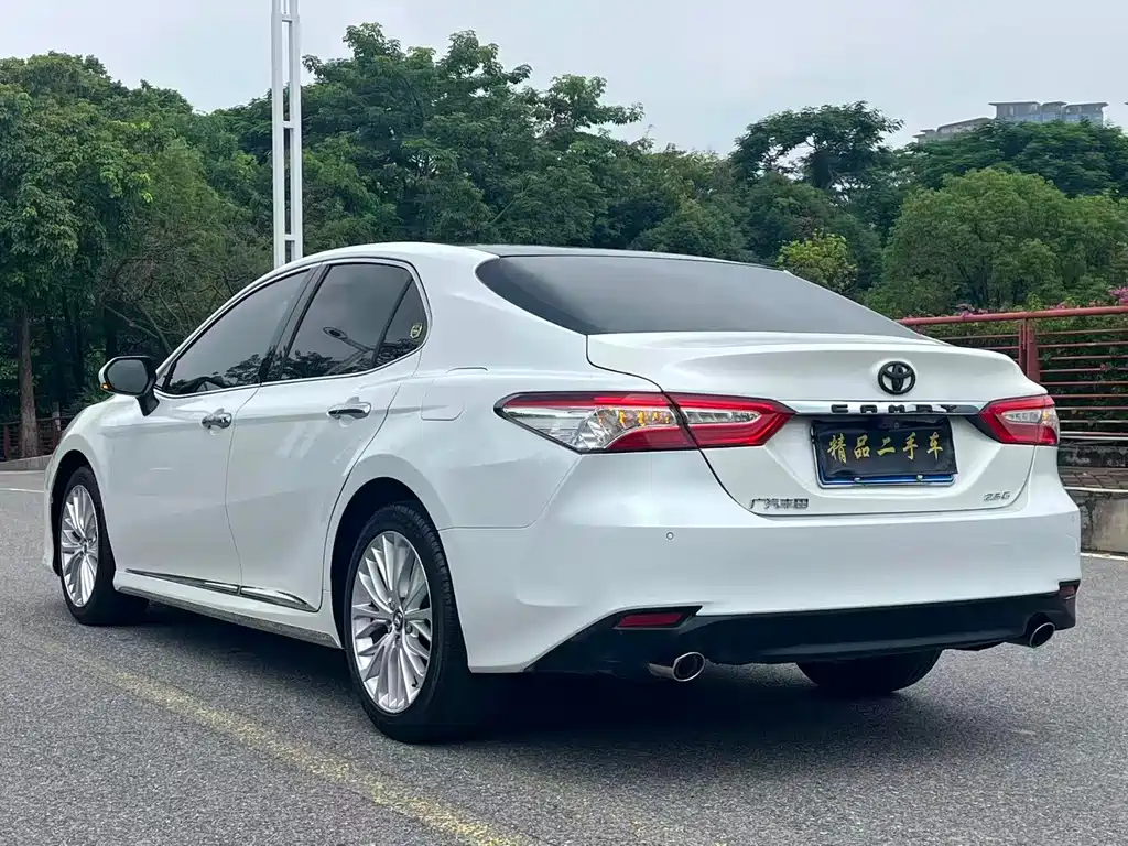 Toyota Camry 2019 2.5G Luxury V