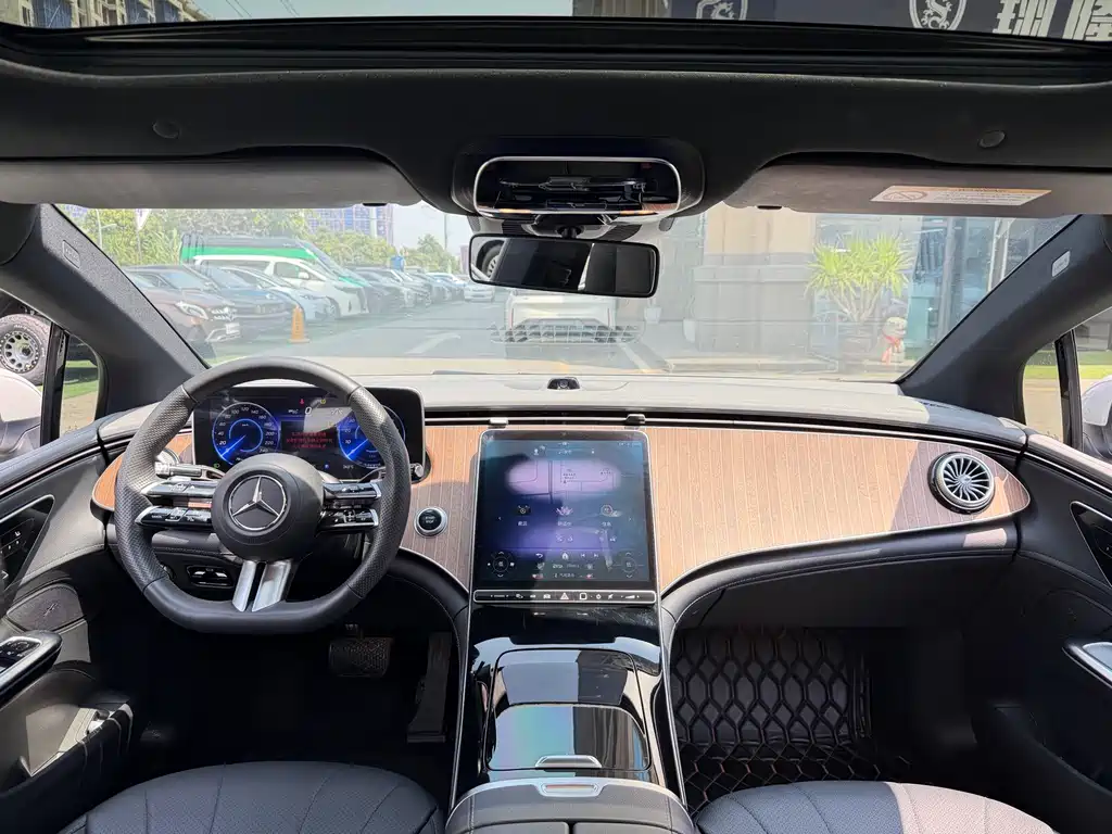 Mercedes-Benz EQE 2022 350