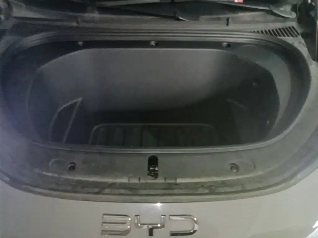 BYD Sealion 05 EV — миниатюра 20