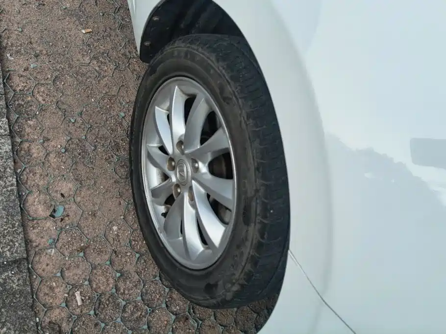 Changan V7 — миниатюра 6