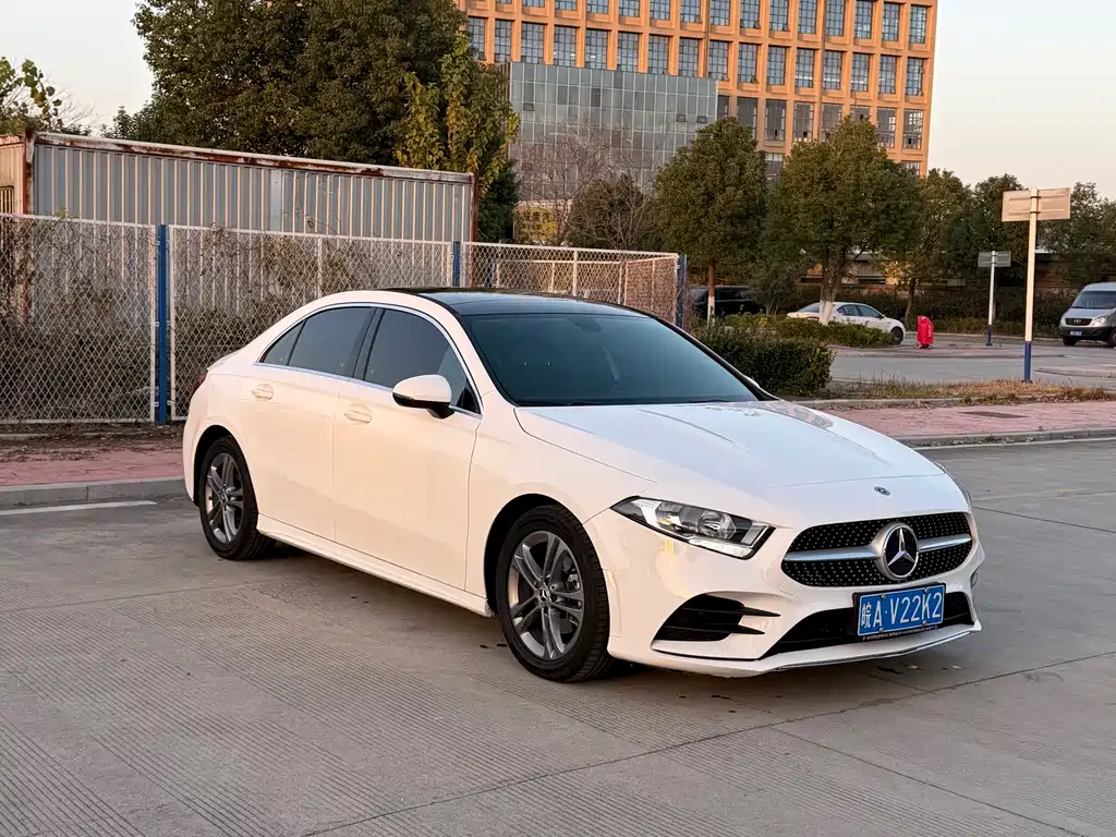 MERCEDES-BENZ A CLASS