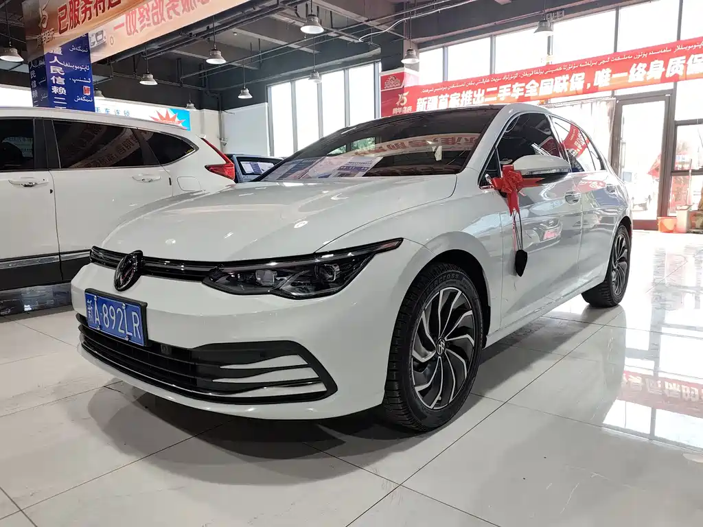 Volkswagen Golf 2022