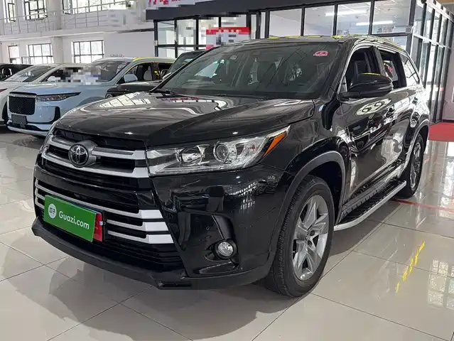 TOYOTA HIGHLANDER 2019