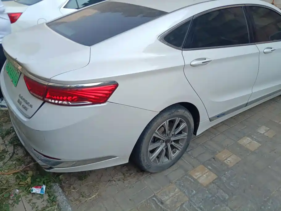 Geely Borui Hybrid — миниатюра 3