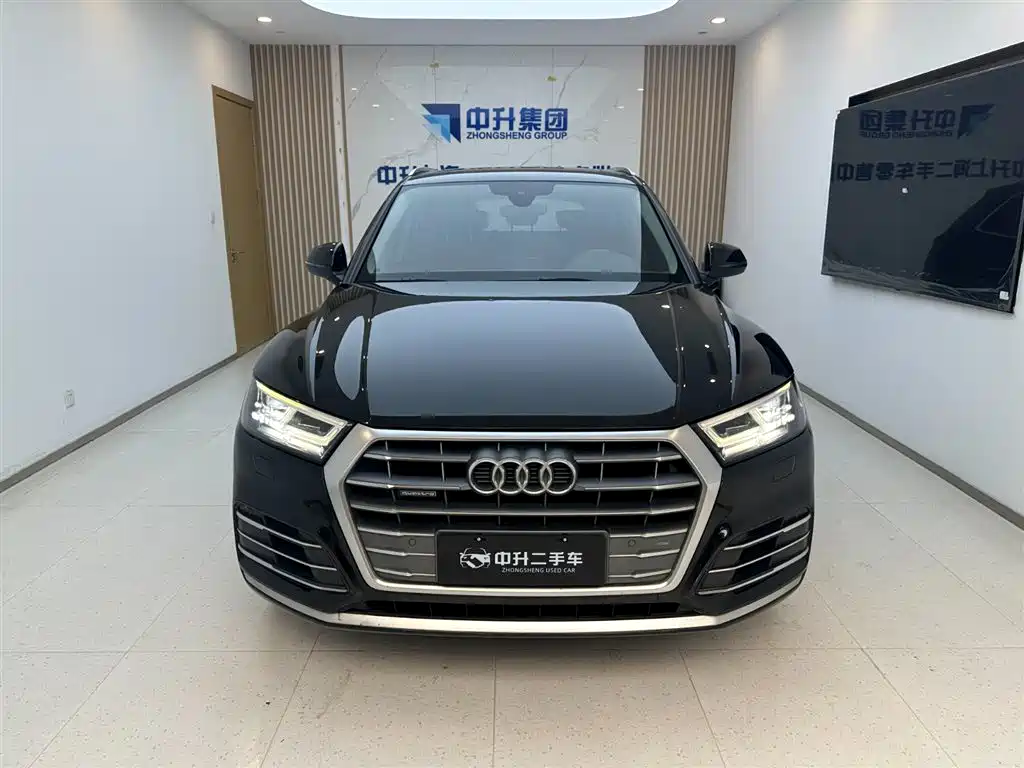 Audi Q5L 2020 40 TFSI Fashion