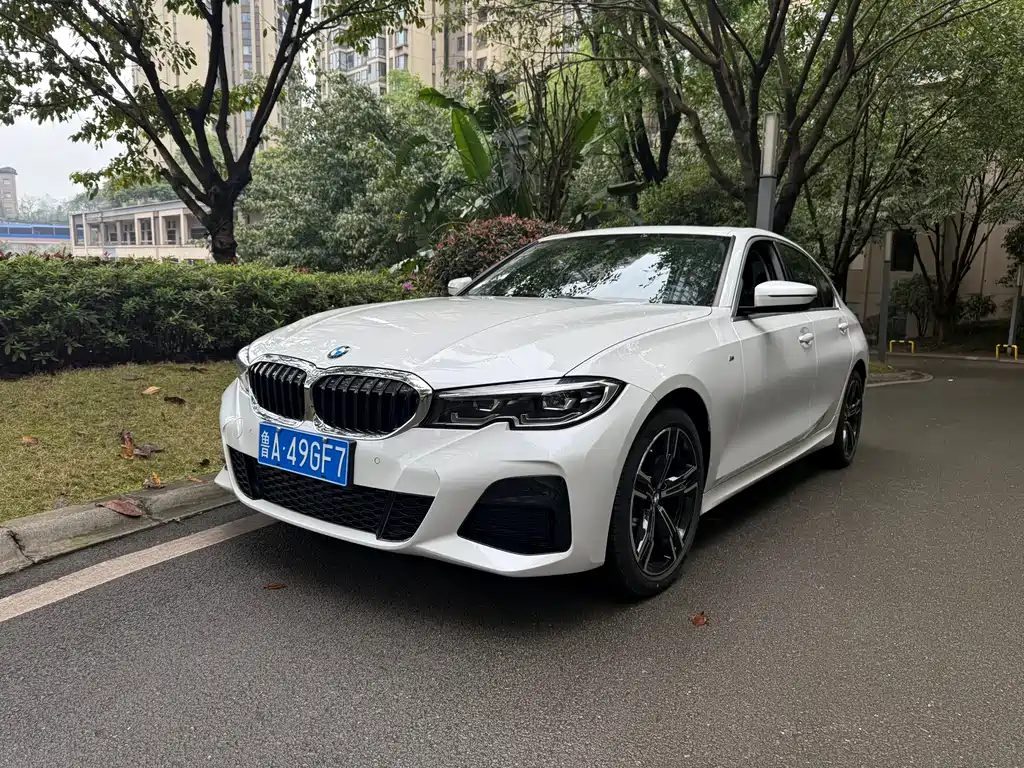 BMW 3 Series 2022