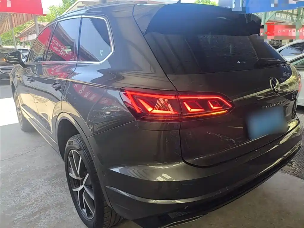 Volkswagen Touareg 2022 3.0TSI Sport