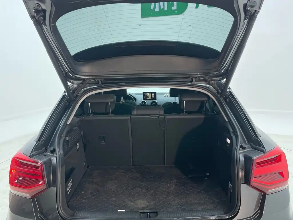 Audi Q2L — миниатюра 22