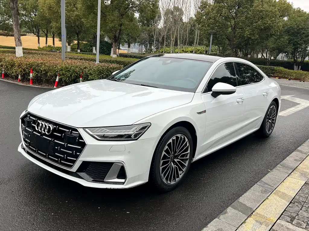 AUDI A7L