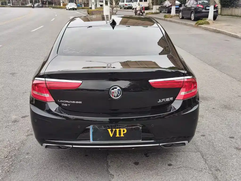 Buick LaCrosse 2018 28T Luxury
