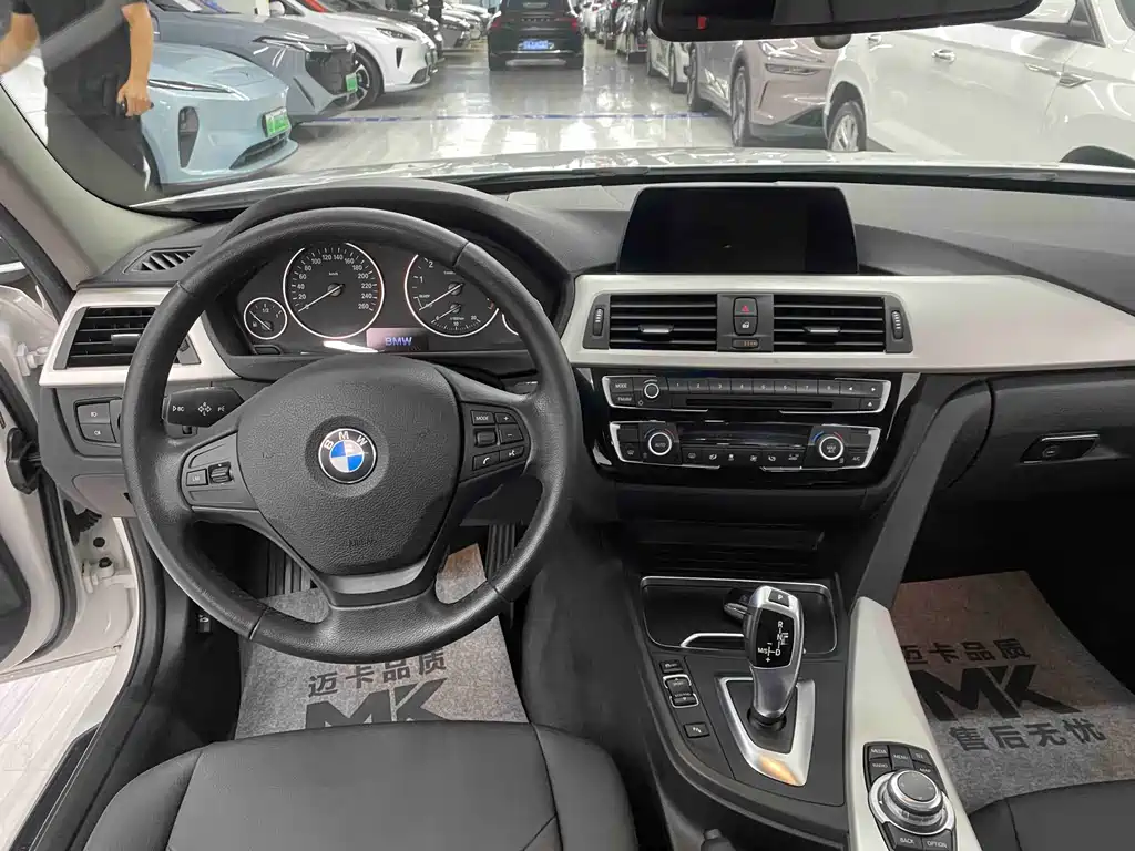 BMW 3 Series — миниатюра 7