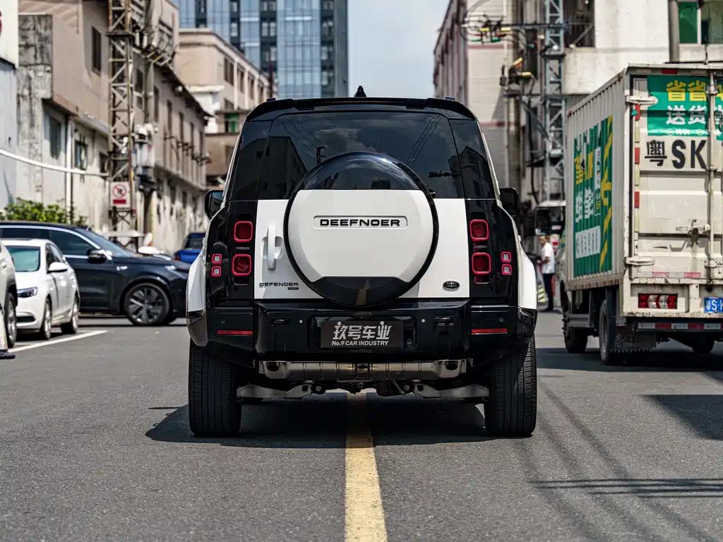 Land Rover Land Rover Defender 2023 110 3.0T P400 X-DYNAMIC HSE