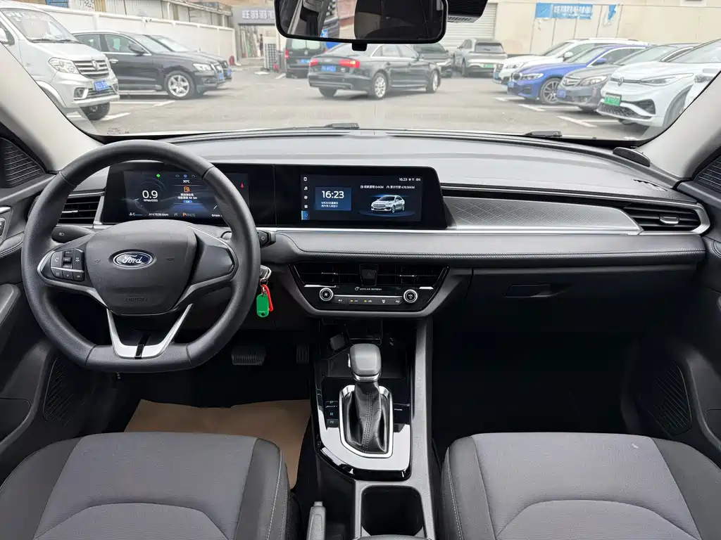 Ford Escort — миниатюра 8