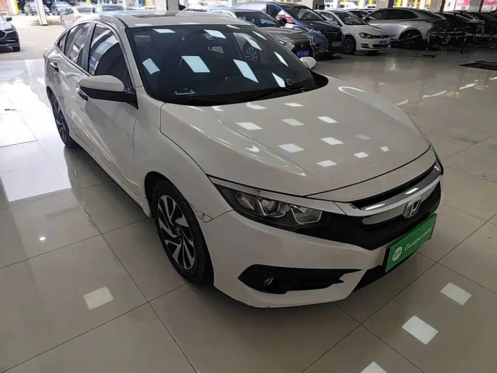 Honda Civic 2016 220TURBO CVT Luxury