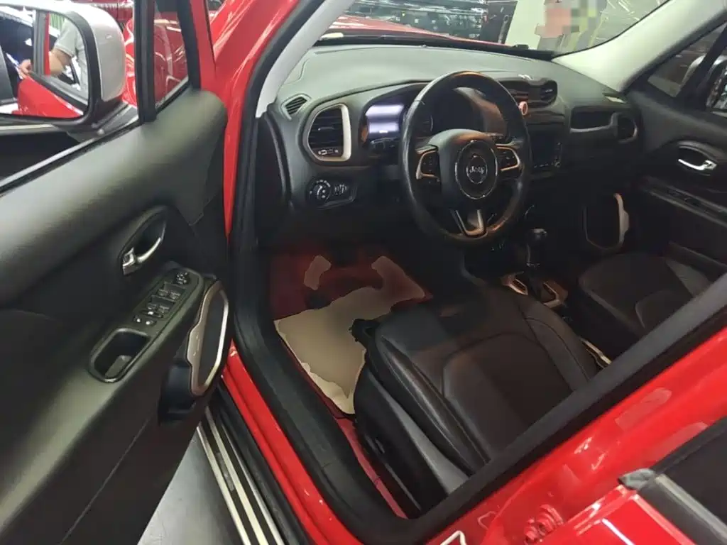 Jeep Renegade — миниатюра 16