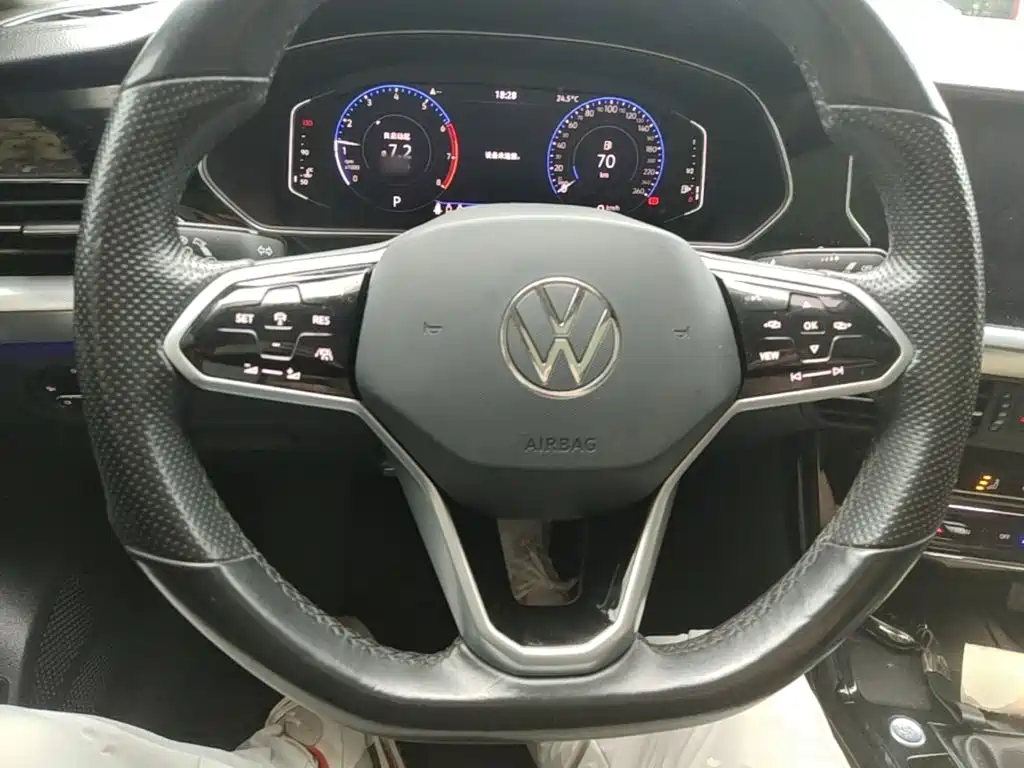Volkswagen Passat — миниатюра 11