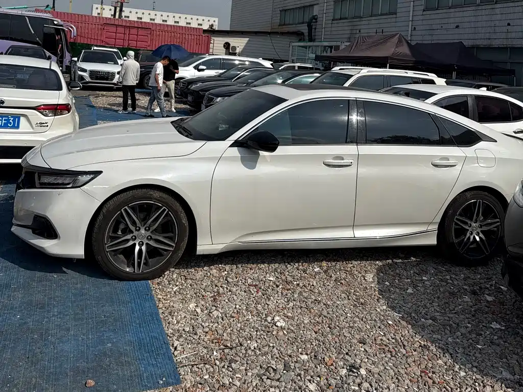 Honda Accord — миниатюра 3