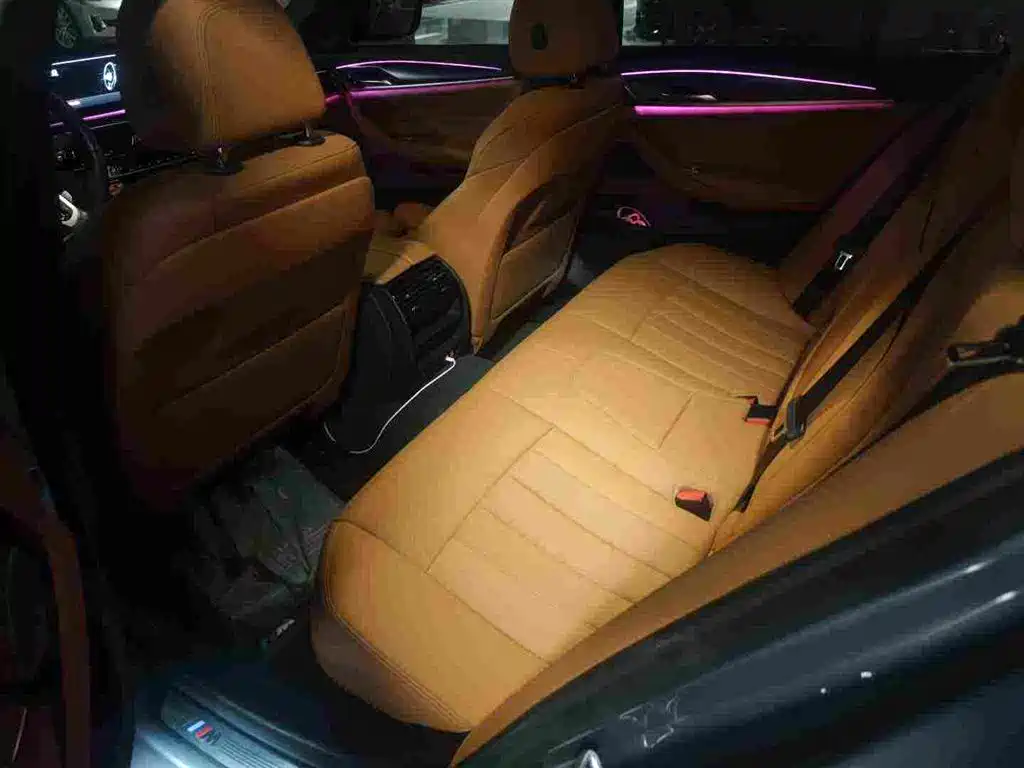 BMW 5 Series (Import) — миниатюра 4