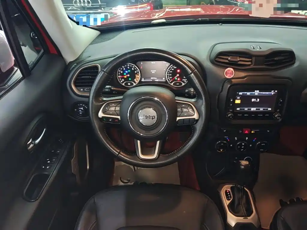 Jeep Renegade — миниатюра 11