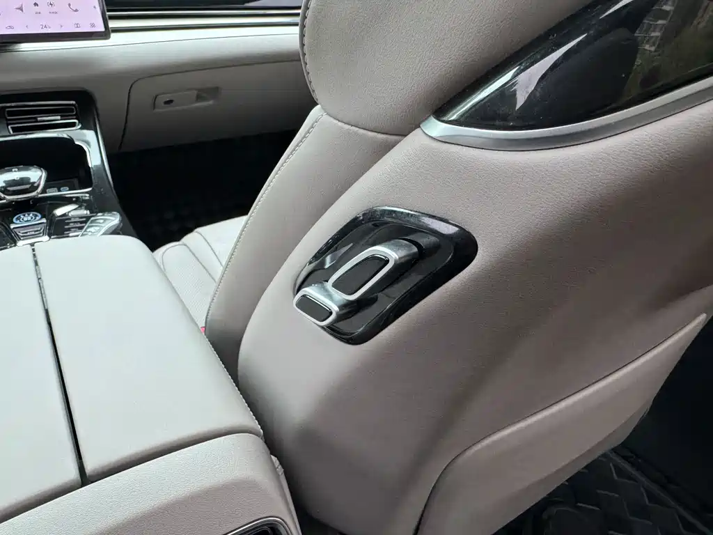 BYD Han — миниатюра 25