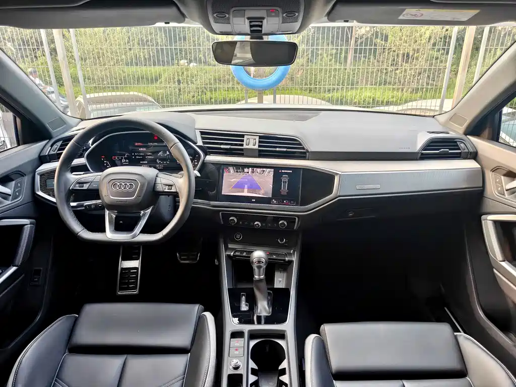 Audi Q3 — миниатюра 5