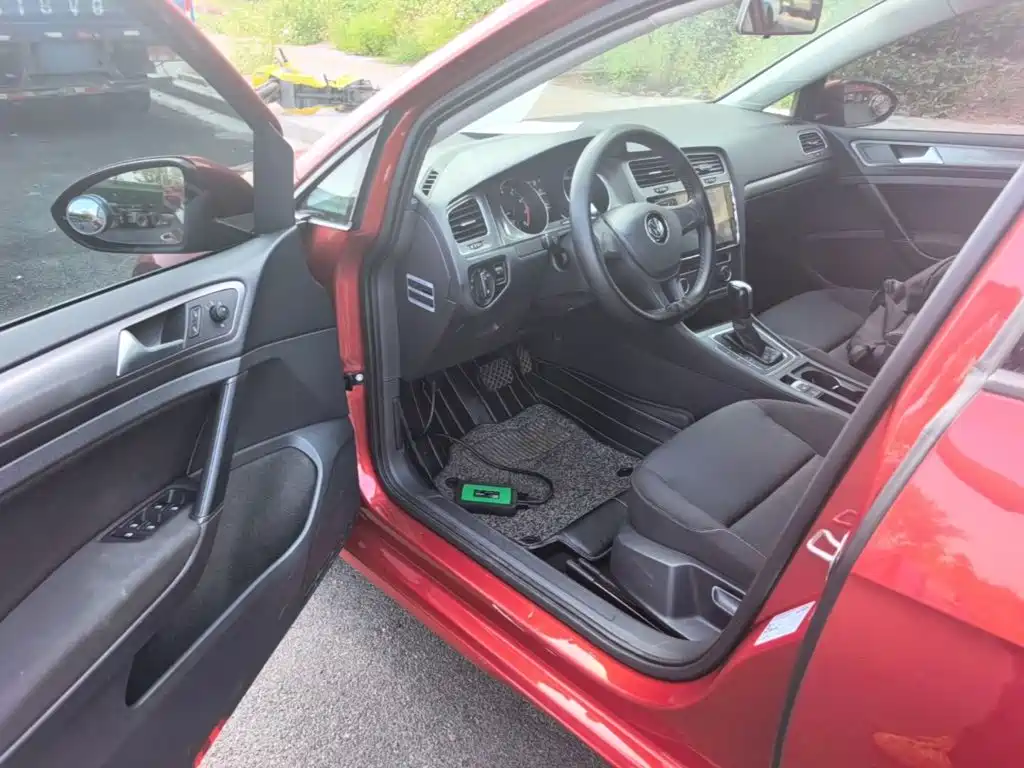 Volkswagen Golf — миниатюра 16