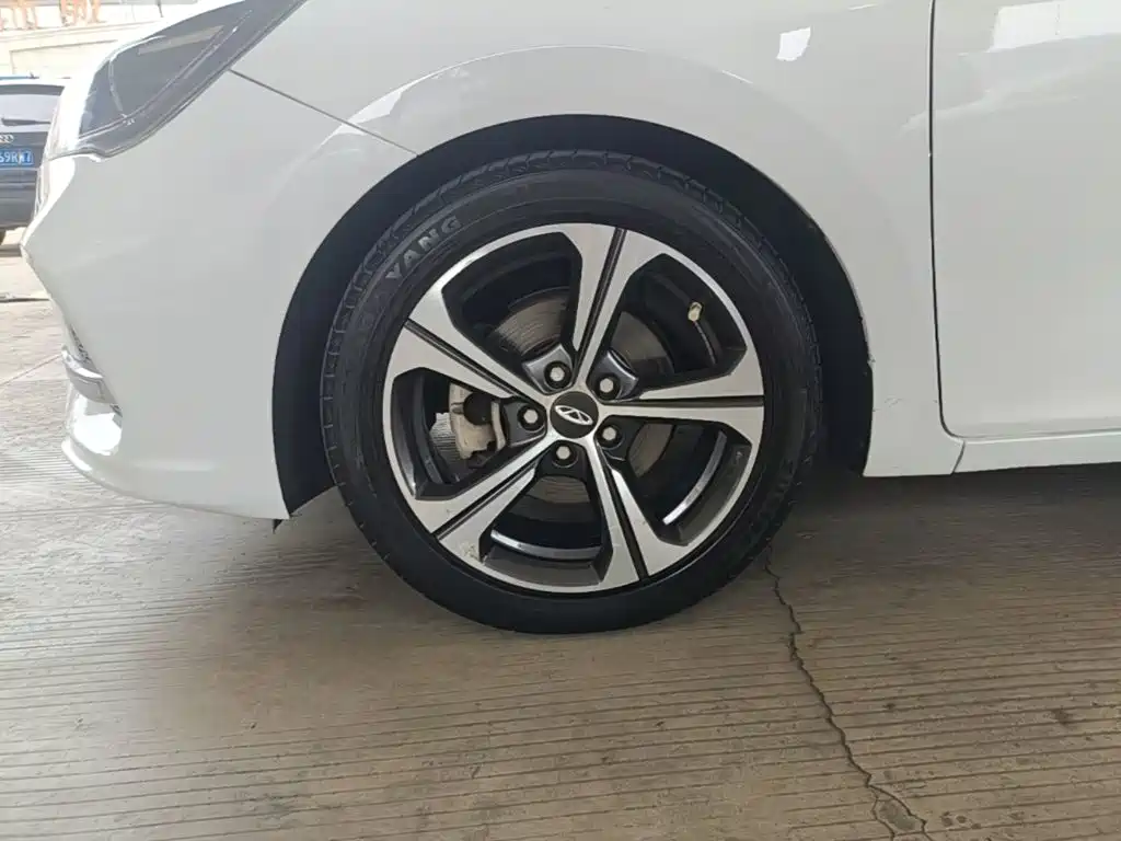 Chery Arrizo 5 — миниатюра 23