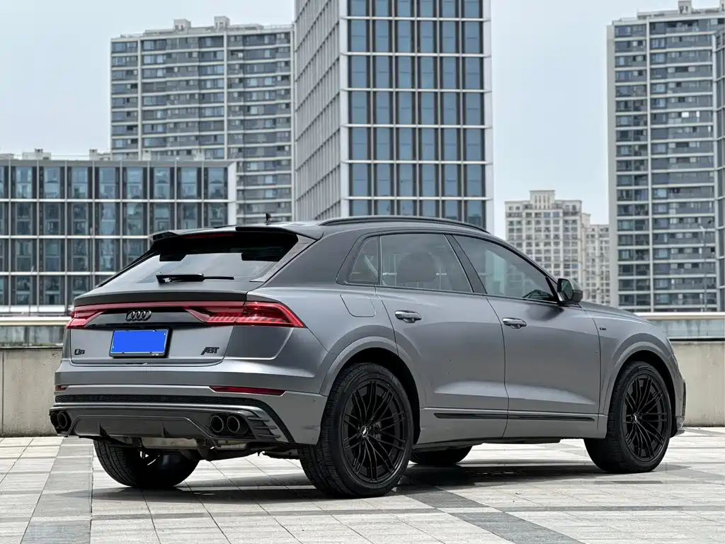 Audi Q8 2021 55 TFSI
