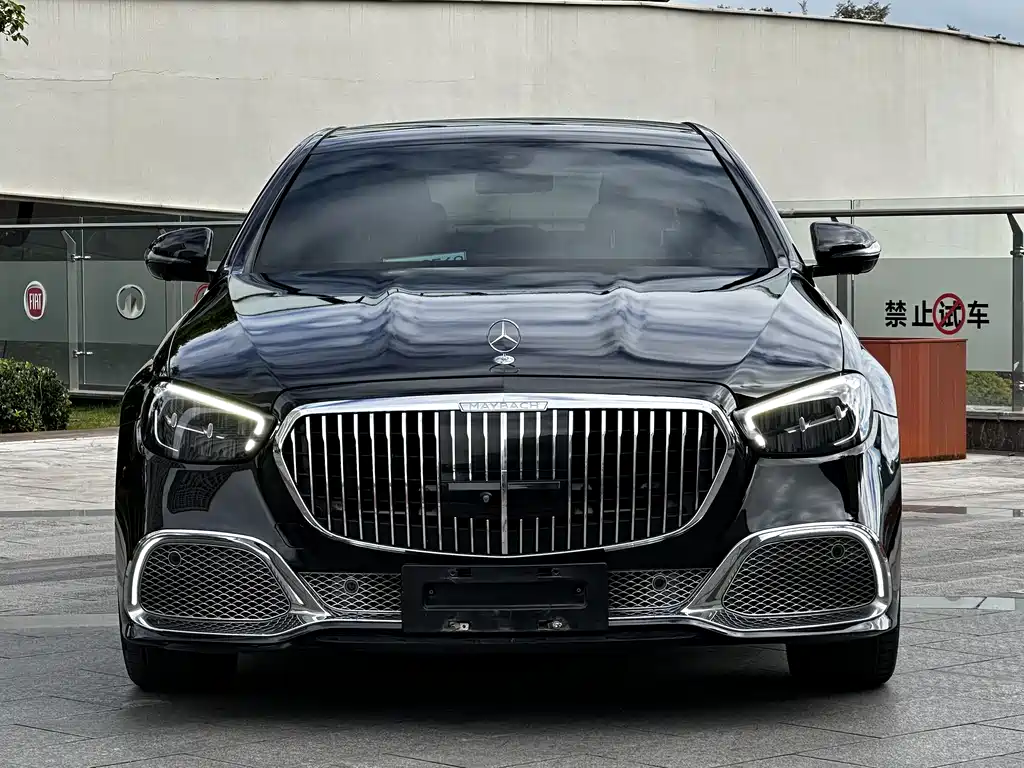 MERCEDES-BENZ  E CLASS