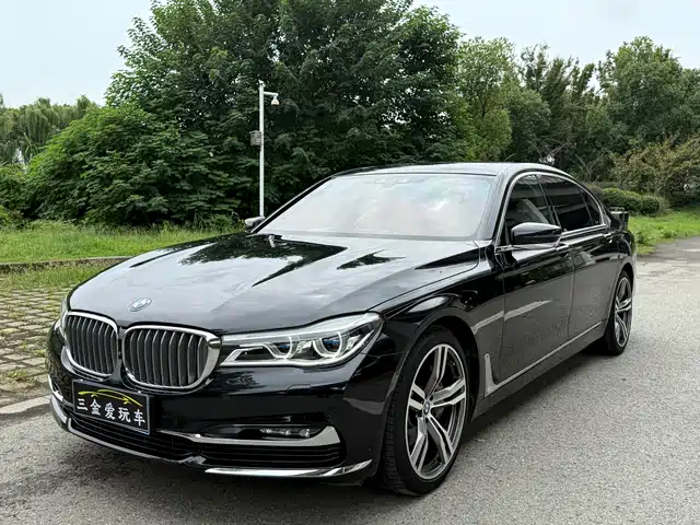 BMW  7 SERIES 2017