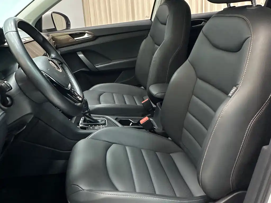 Volkswagen Tharu 2021 280TSI Luxury PLUS