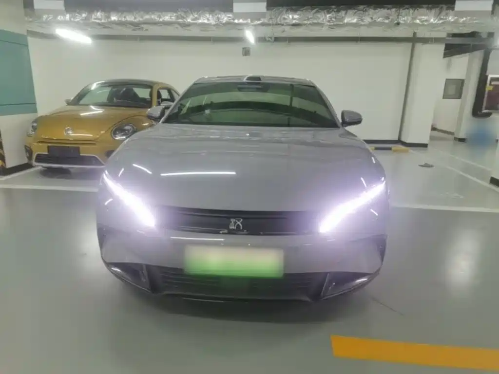 BYD Han — миниатюра 3