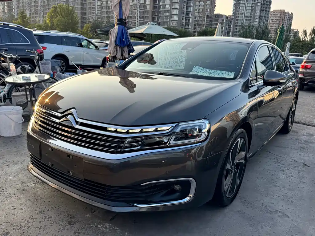 Citroen C6