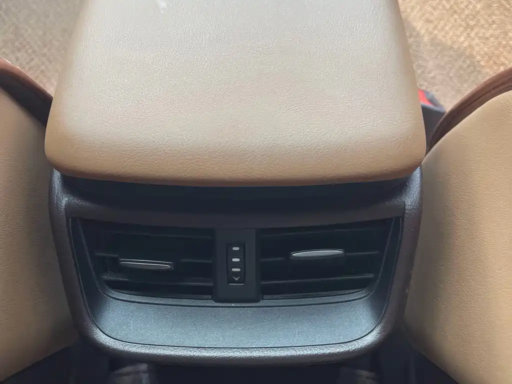 Lexus ES — миниатюра 19