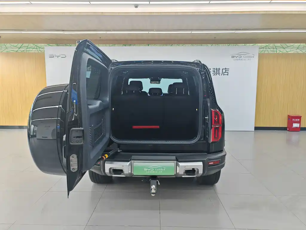 Fangchengbao Leopard 5 5 2023 Flagship