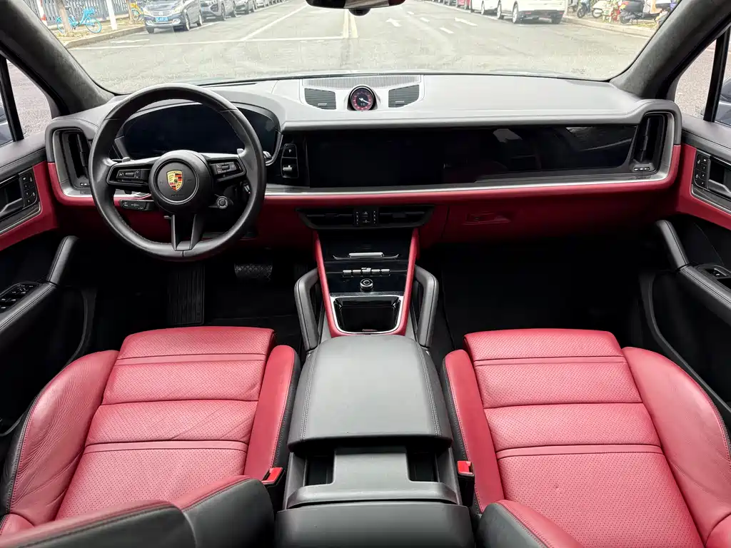 Porsche Cayenne — миниатюра 12