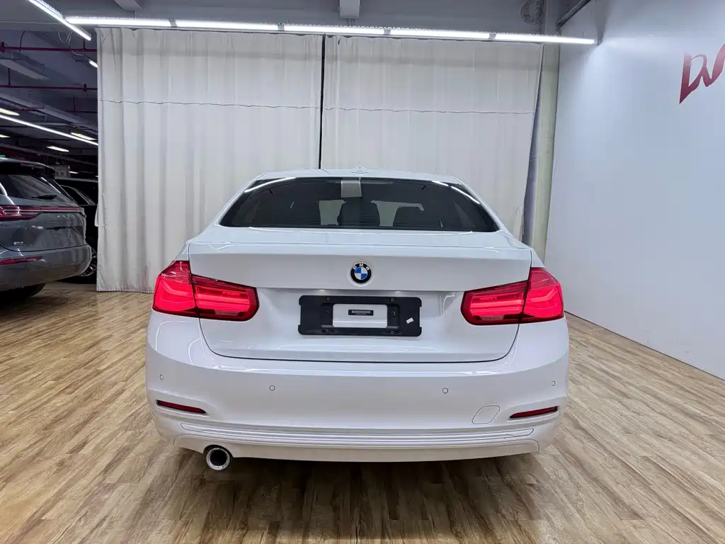 BMW 3 Series — миниатюра 5