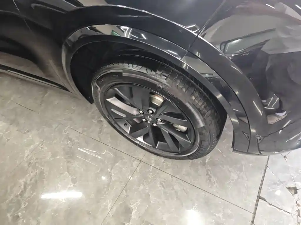 Li Auto Li L8 — миниатюра 23