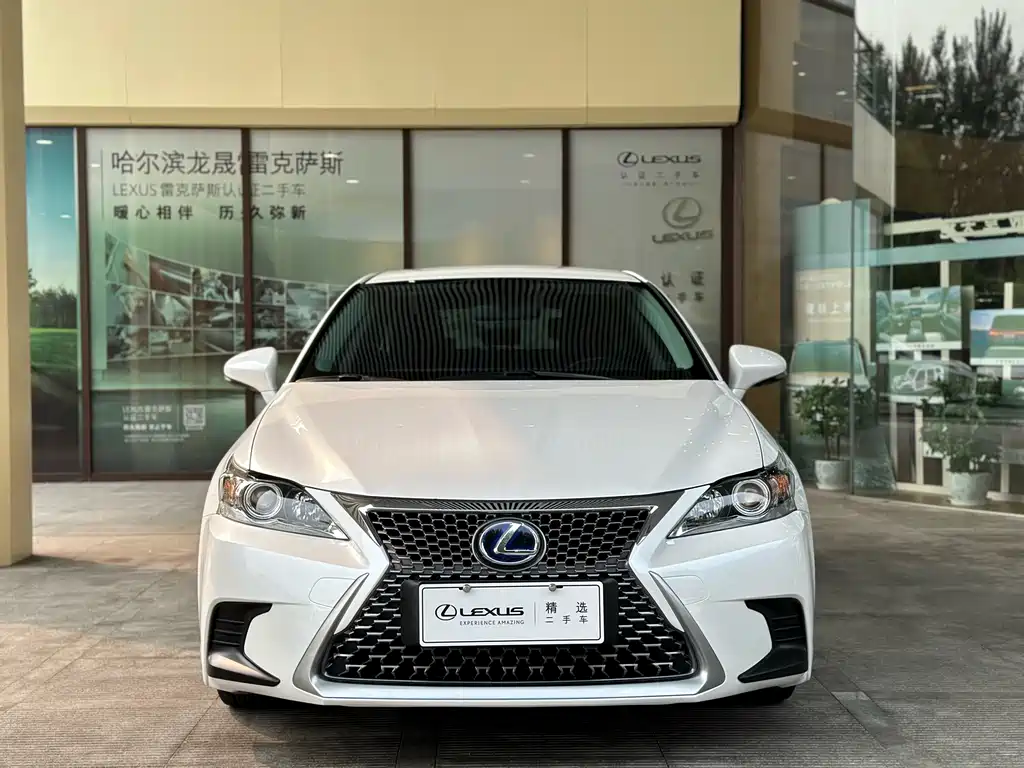 LEXUS CT