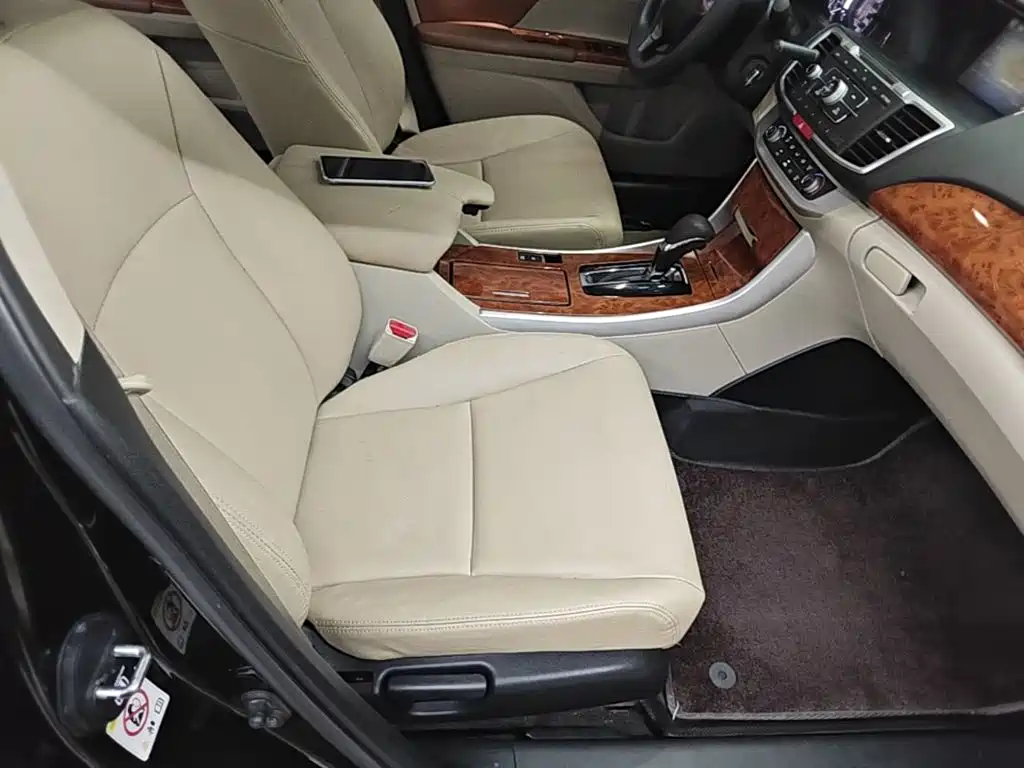 Honda Accord — миниатюра 25