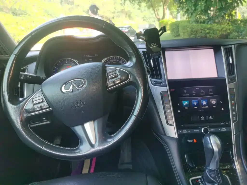 Infiniti Q50L — миниатюра 5