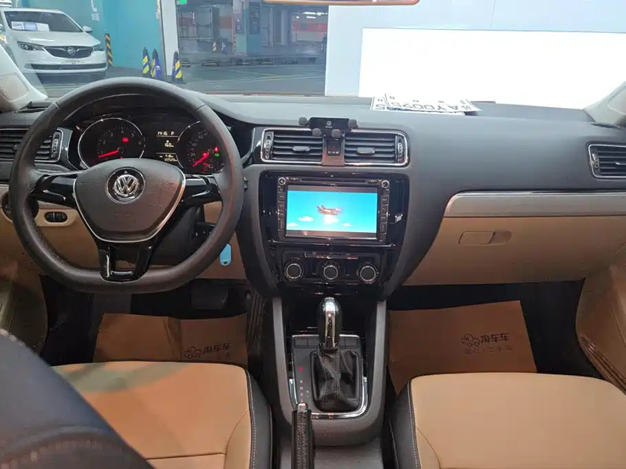 Volkswagen Sagitar — миниатюра 12