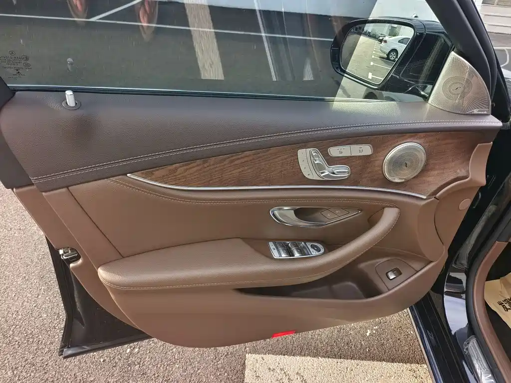 Mercedes-Benz E-Class E 2022 E 300 L Fashion