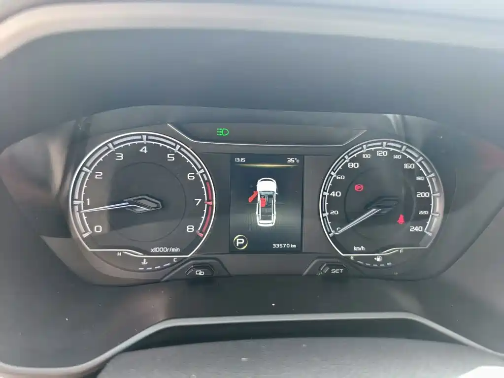 Geely Vision X6 — миниатюра 6