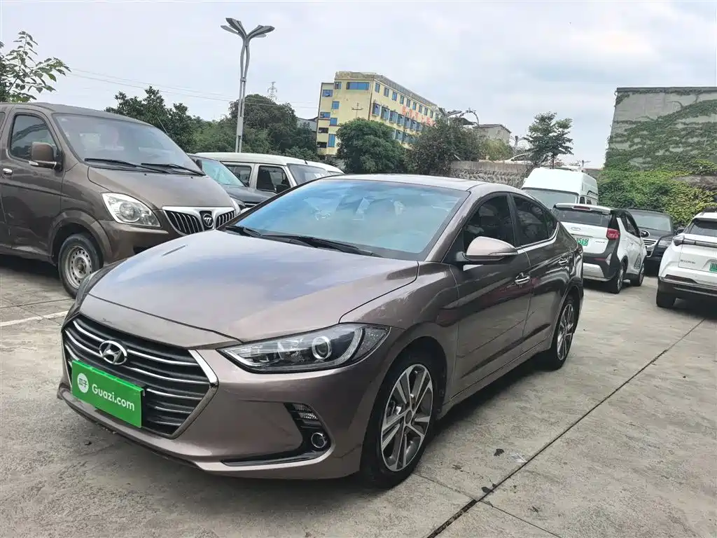 Hyundai Elantra 2018