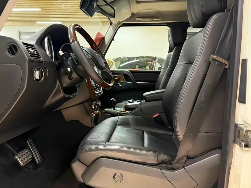 Mercedes-Benz G-Class — миниатюра 6